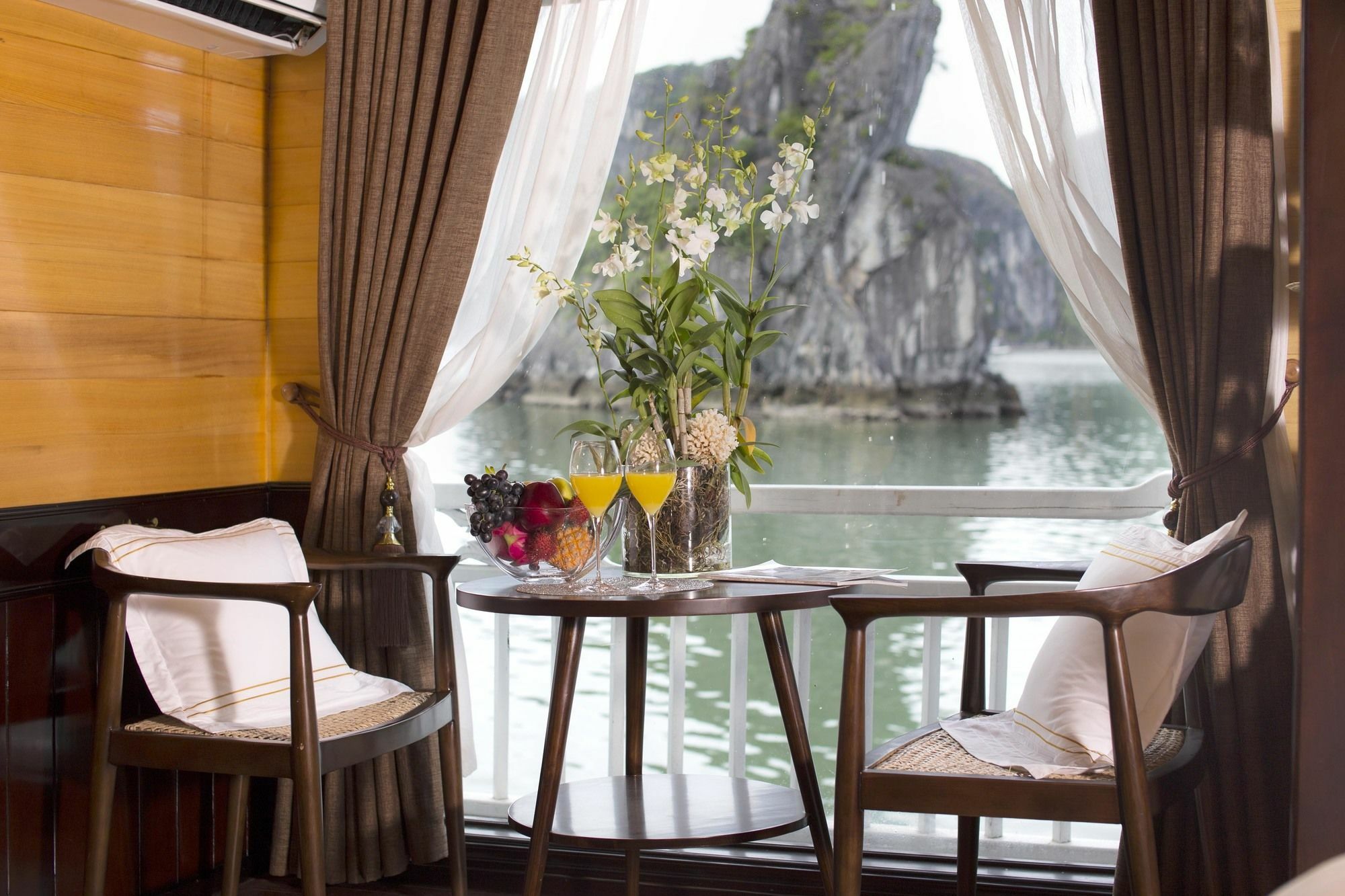 Hera Boutique Cruise Ha Long Bay 외부 사진